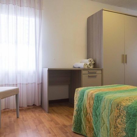 Ristorante Albergo Al Donatore Teor Екстер'єр фото