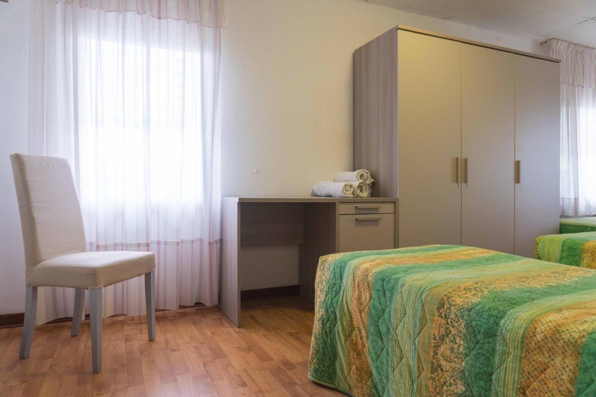 Ristorante Albergo Al Donatore Teor Екстер'єр фото