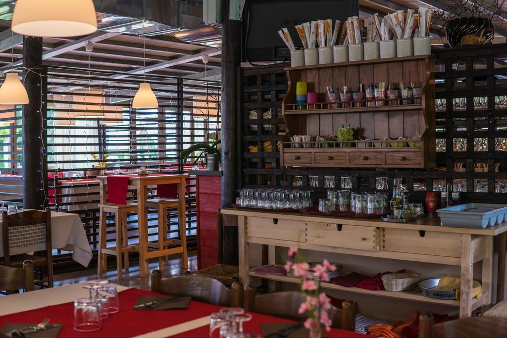 Ristorante Albergo Al Donatore Teor Екстер'єр фото